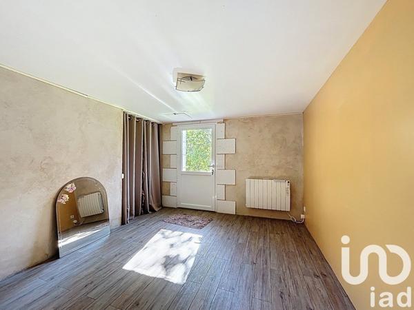 Maison à vendre 10 pièces 375 m² Saint-Étienne-de-Puycorbier