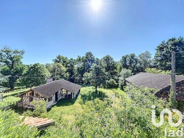 Maison à vendre 10 pièces 375 m² Saint-Étienne-de-Puycorbier