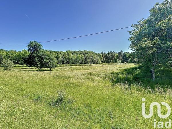 Maison à vendre 10 pièces 375 m² Saint-Étienne-de-Puycorbier