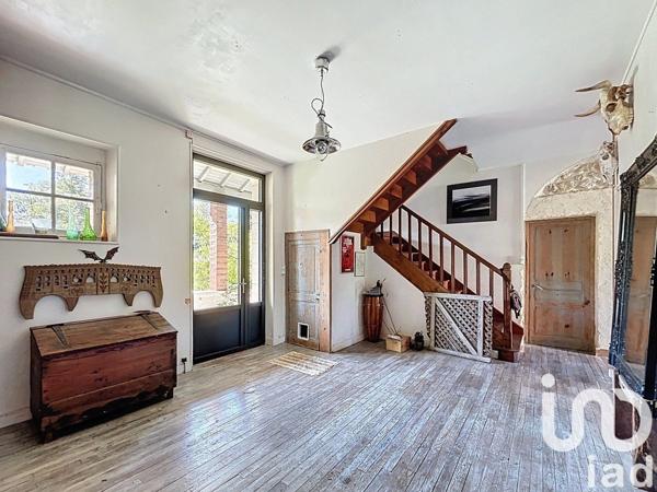 Maison à vendre 10 pièces 375 m² Saint-Étienne-de-Puycorbier