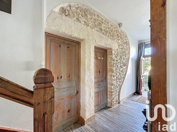 Maison à vendre 10 pièces 375 m² Saint-Étienne-de-Puycorbier