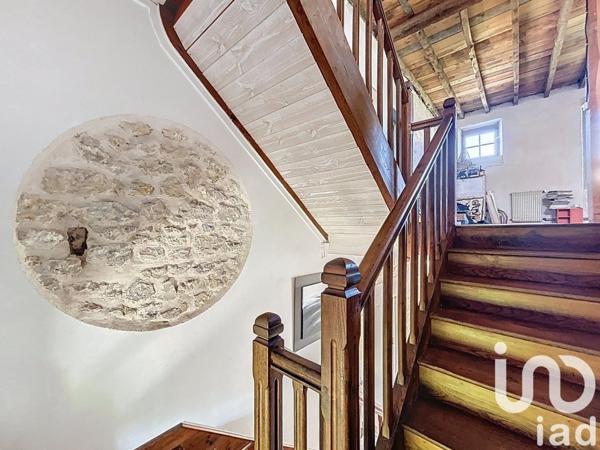 Maison à vendre 10 pièces 375 m² Saint-Étienne-de-Puycorbier