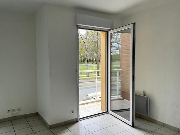 T2 avec balcon sud sans vis-à-vis et parking