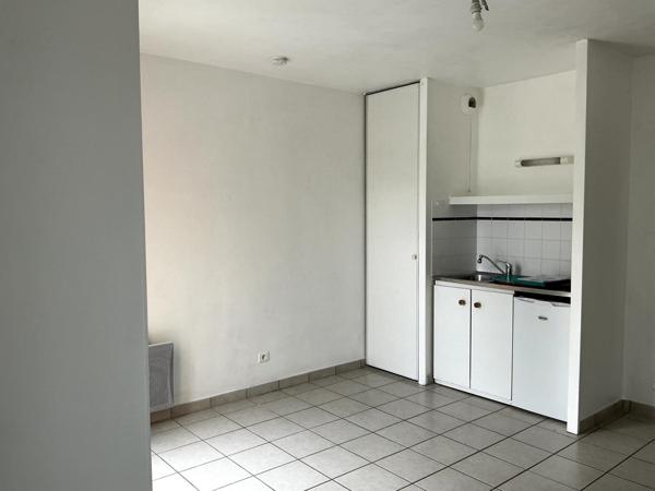 T2 avec balcon sud sans vis-à-vis et parking