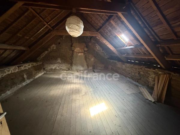 EXCLUSIVITÉ - Deux maisons à vendre avec jardin et dépendances  (22)