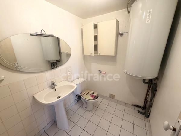 EXCLUSIVITÉ - Deux maisons à vendre avec jardin et dépendances  (22)