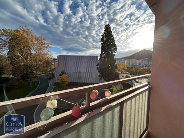 Appartement à louer 3 pièces 61.82m²