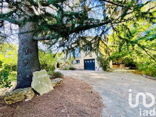 Maison à vendre 7 pièces 206 m² Bagnols-sur-Cèze