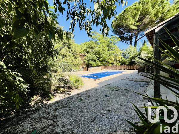 Maison à vendre 7 pièces 206 m² Bagnols-sur-Cèze