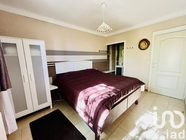 Maison à vendre 7 pièces 206 m² Bagnols-sur-Cèze