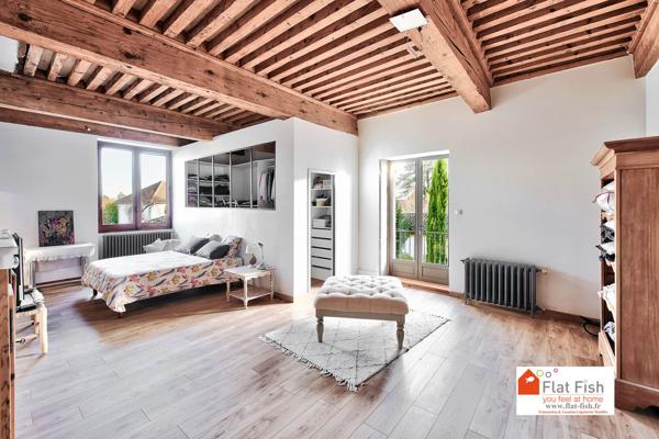 Vourles (69390) EXCLUSIVITÉ – Demeure de caractère de 8 pièces du XVII siècle à Millery 322m², Grande Rue, 69390 Millery