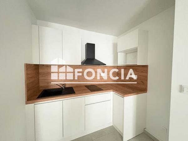 Location Appartement 2 pièces 43.4 m² - 6 Rue François Feynes, ZAC du Quartier de L?Hours Beziers 34500
