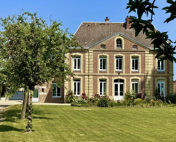 Maison 6 pièces - 275 m²