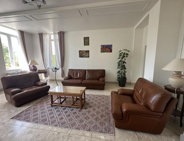 Maison 6 pièces - 275 m²