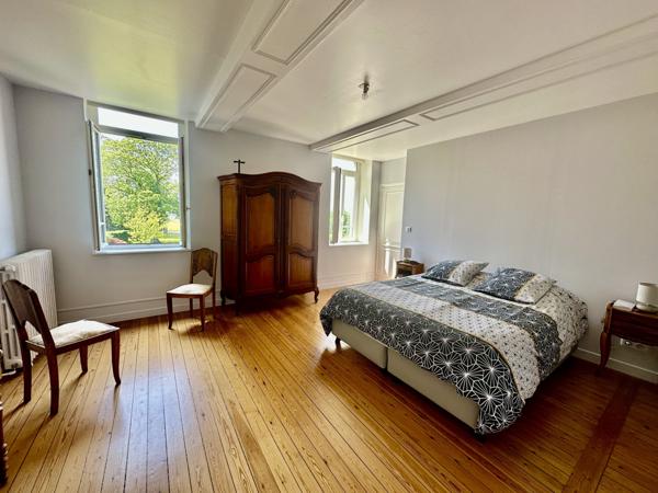 Maison 6 pièces - 275 m²