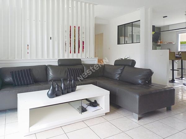 Maison familiale à Avrillé - fonctionnelle, lumineuse et pleine de potentiel