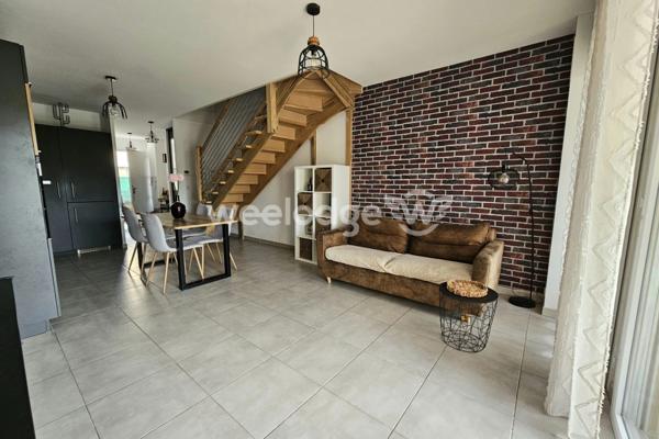 Appartement à vendre 3 pièces de 70 m² à Lançon-Provence