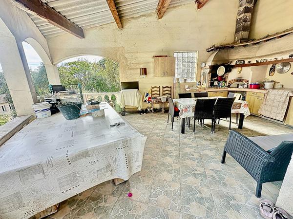 Maison Provençale à vendre au Tignet - 5 pièces + piscine + 2 appartements + Garage 120m²