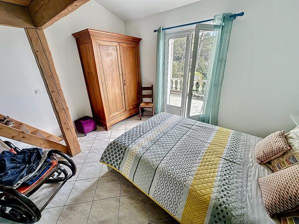 Maison Provençale à vendre au Tignet - 5 pièces + piscine + 2 appartements + Garage 120m²