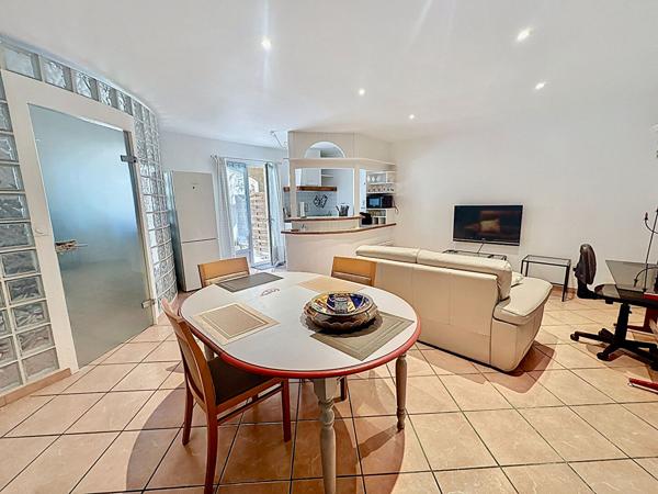 Maison Provençale à vendre au Tignet - 5 pièces + piscine + 2 appartements + Garage 120m²