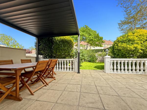 Conflans-Sainte-Honorine (78700) Maison familiale de 120 m² – 3/4 chambres – Jardin & terrasse Proche CENTRE-VILLE / GARE SNCF