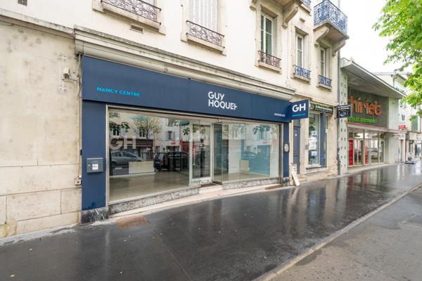 Local commercial 70 m² avec terrasse et cave
