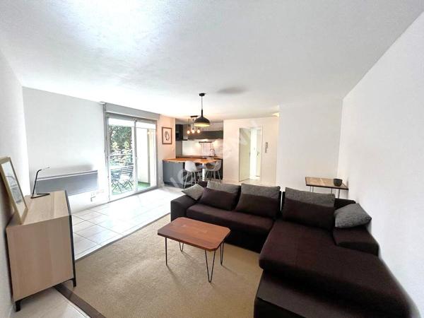 Toulouse 31300 SAINT CYPRIEN en Bord de Garonne Bel appartement T2 Meublé de 47.47m² Loggia 5.39m² parking sous sol