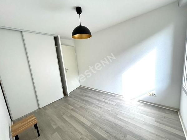 Toulouse 31300 SAINT CYPRIEN en Bord de Garonne Bel appartement T2 Meublé de 47.47m² Loggia 5.39m² parking sous sol