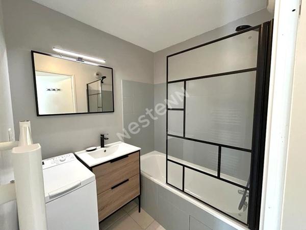 Toulouse 31300 SAINT CYPRIEN en Bord de Garonne Bel appartement T2 Meublé de 47.47m² Loggia 5.39m² parking sous sol
