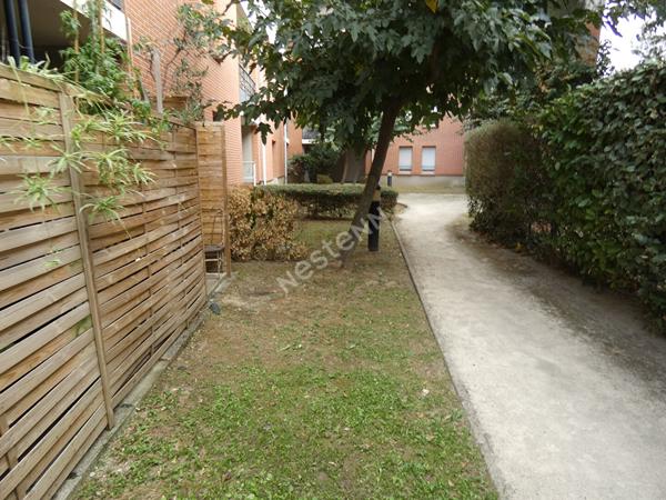 Toulouse 31300 SAINT CYPRIEN en Bord de Garonne Bel appartement T2 Meublé de 47.47m² Loggia 5.39m² parking sous sol