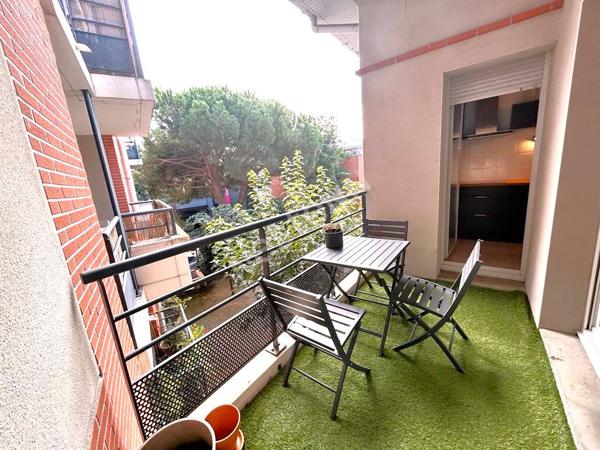 Toulouse 31300 SAINT CYPRIEN en Bord de Garonne Bel appartement T2 Meublé de 47.47m² Loggia 5.39m² parking sous sol