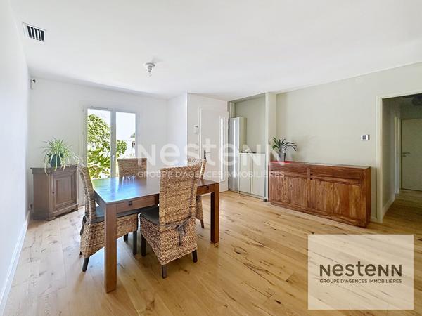 Maison plain pied à vendre à Mudaison - 4 chambres, garage, piscine et confort moderne !