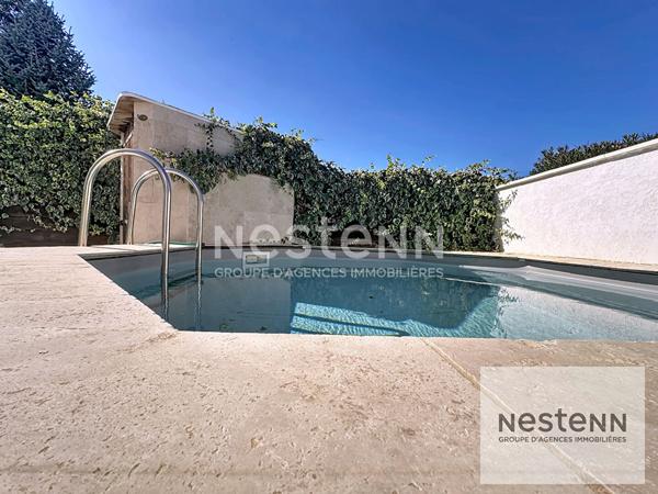 Maison plain pied à vendre à Mudaison - 4 chambres, garage, piscine et confort moderne !