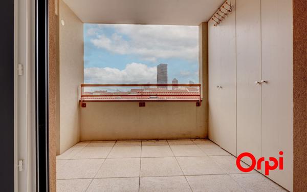 Appartement à vendre    2 pièces • 50,44 m2 Lyon 3
