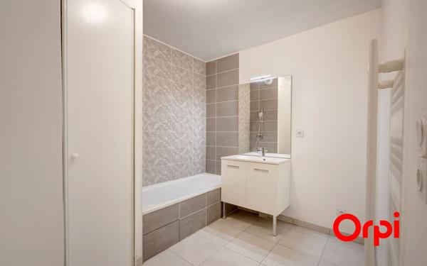 Appartement à vendre    2 pièces • 50,44 m2 Lyon 3
