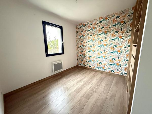 Fuveau, maison T4 avec jardin, au calme, proche du centre ville et des commodités, sous garantie décennale.