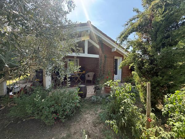 47300 VILLENEUVE SUR LOT Ensemble immobilier proche des commodités et lycées à Villeneuve/Lot