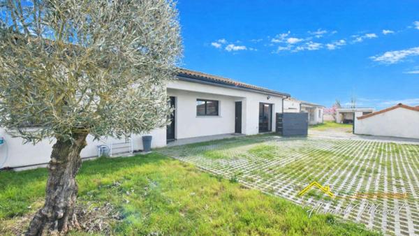 Superbe villa contemporaine 5 pièces avec piscine – Saint-Sulpice la Pointe