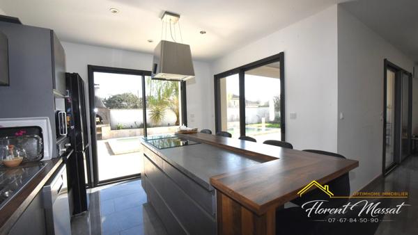 Superbe villa contemporaine 5 pièces avec piscine – Saint-Sulpice la Pointe