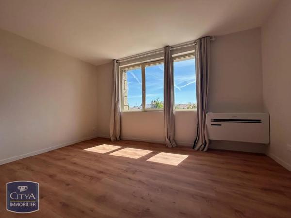 Appartement à louer 2 pièces 33.41m² Niort (79000)