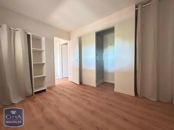 Appartement à louer 2 pièces 33.41m² Niort (79000)
