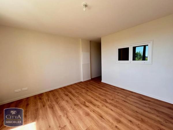 Appartement à louer 2 pièces 33.41m² Niort (79000)