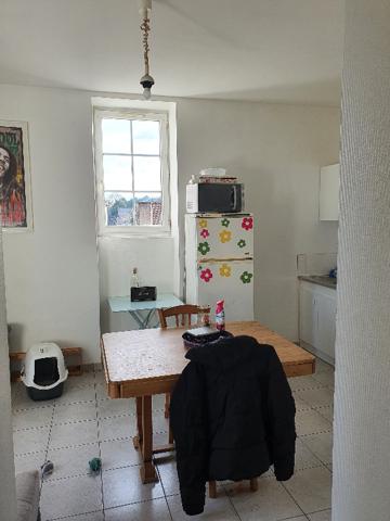 LIGUGÉ : T3 bien placé , Liguge