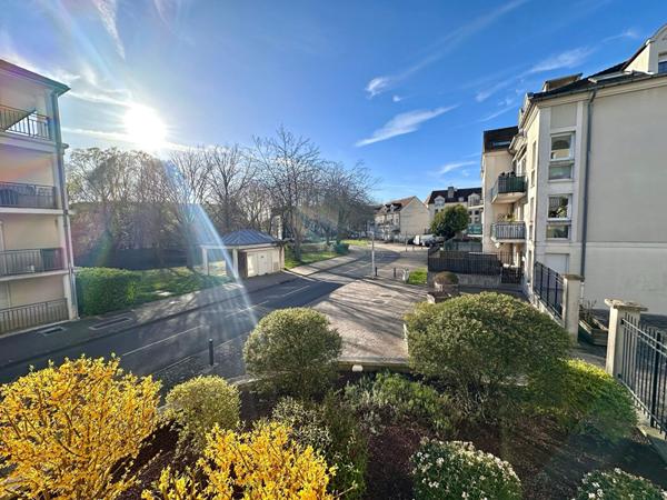 Appartement Bussy Saint Georges 4 pièces 80.05 m2