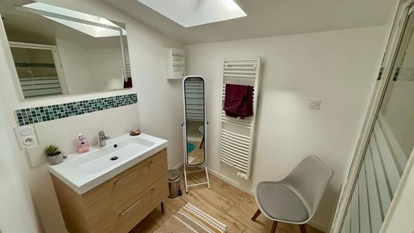 À VENDRE EN EXCLUSIVITÉ, MAISON EN PLEIN CENTRE-VILLE DE CHOLET