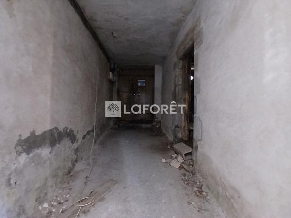 Achat immeuble Saint-Flour - 7 pièce(s) - 260 m² - 107 500 €