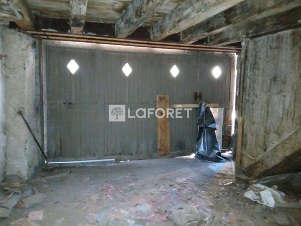 Achat immeuble Saint-Flour - 7 pièce(s) - 260 m² - 107 500 €