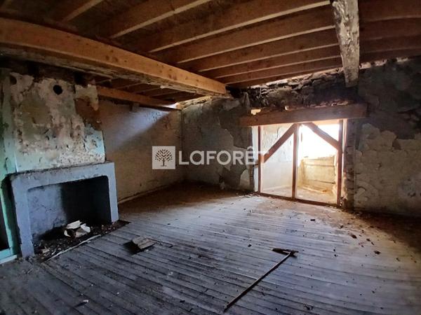 Achat immeuble Saint-Flour - 7 pièce(s) - 260 m² - 107 500 €