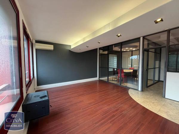 Local commercial à louer 46.9m² Saint-Laurent-du-Var (06700)