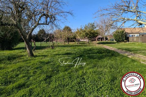 Terrain à vendre de 826 m²